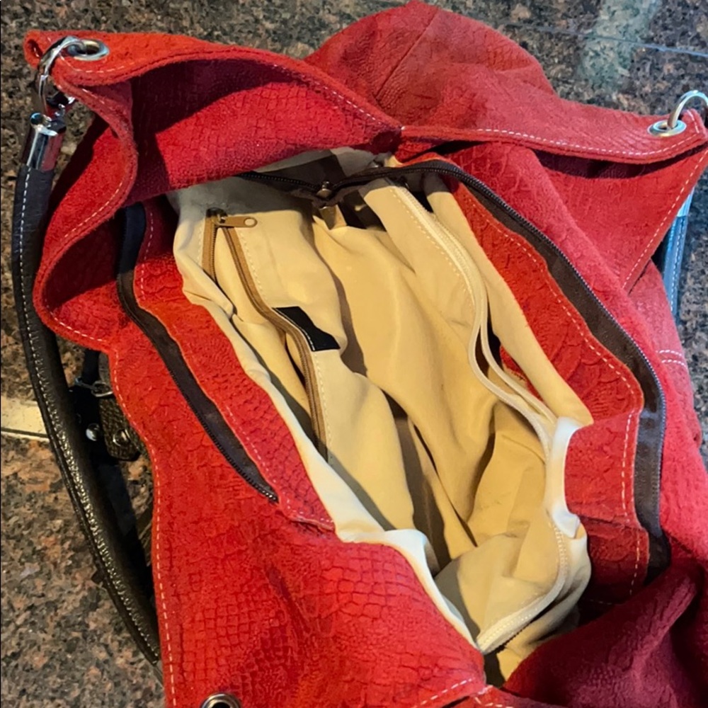 Italian Genuine Leather red bag - Picture 6 of 6